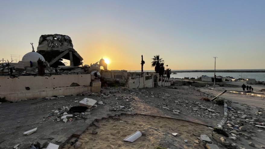 Gazze’de Ramazan, cami enkazları arasında karşılandı