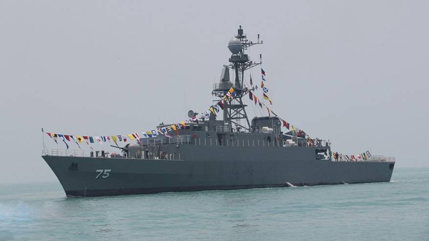 İran savaş gemisi Sri Lanka açıklarında vuruldu