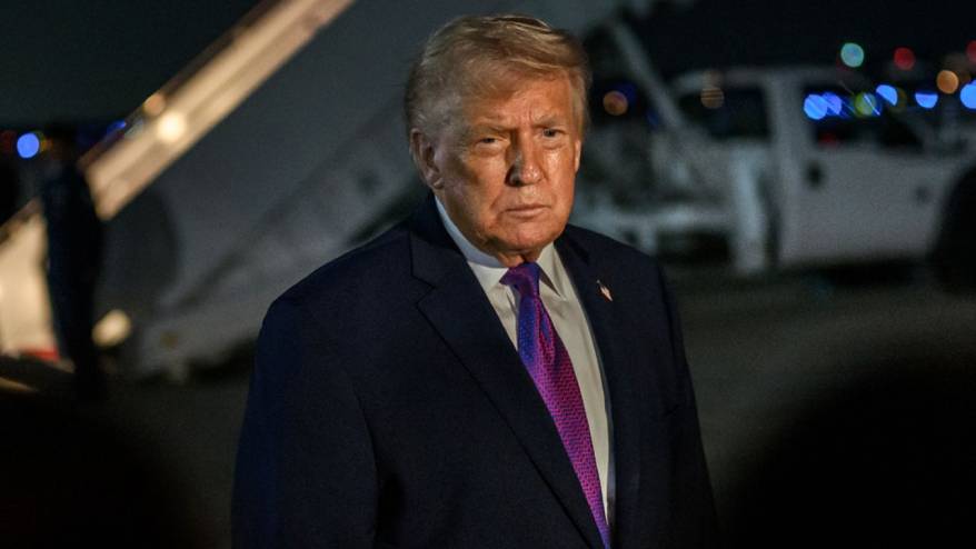 Trump İran'ın ateşkes istediğini iddia etti