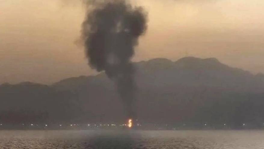 İran BAE'yi füzelerle hedef aldı