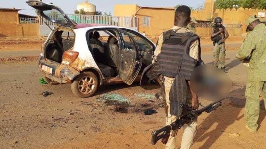 CNİM Nijer'in başkenti Niamey'de havalimanına saldırı düzenledi