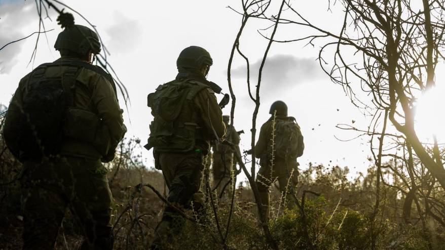 İsrail ordusu Lübnan'daki stratejik bölgede saldırılarını sürdürüyor