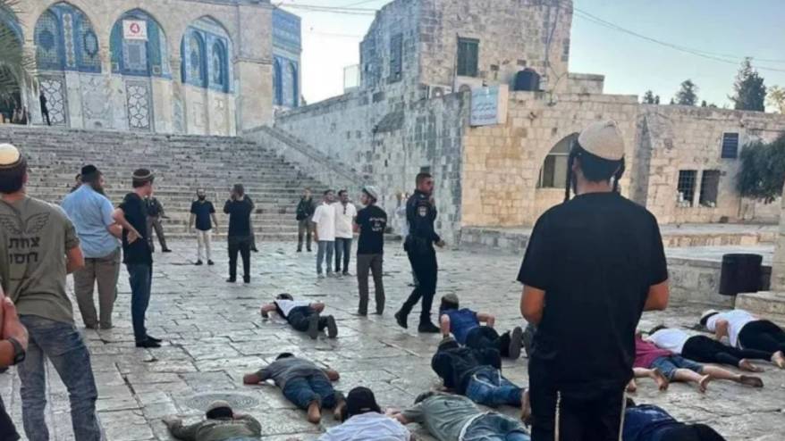 Yüzlerce Yahudi, İsrail polisinin korumasında Mescid-i Aksa'ya baskın düzenledi